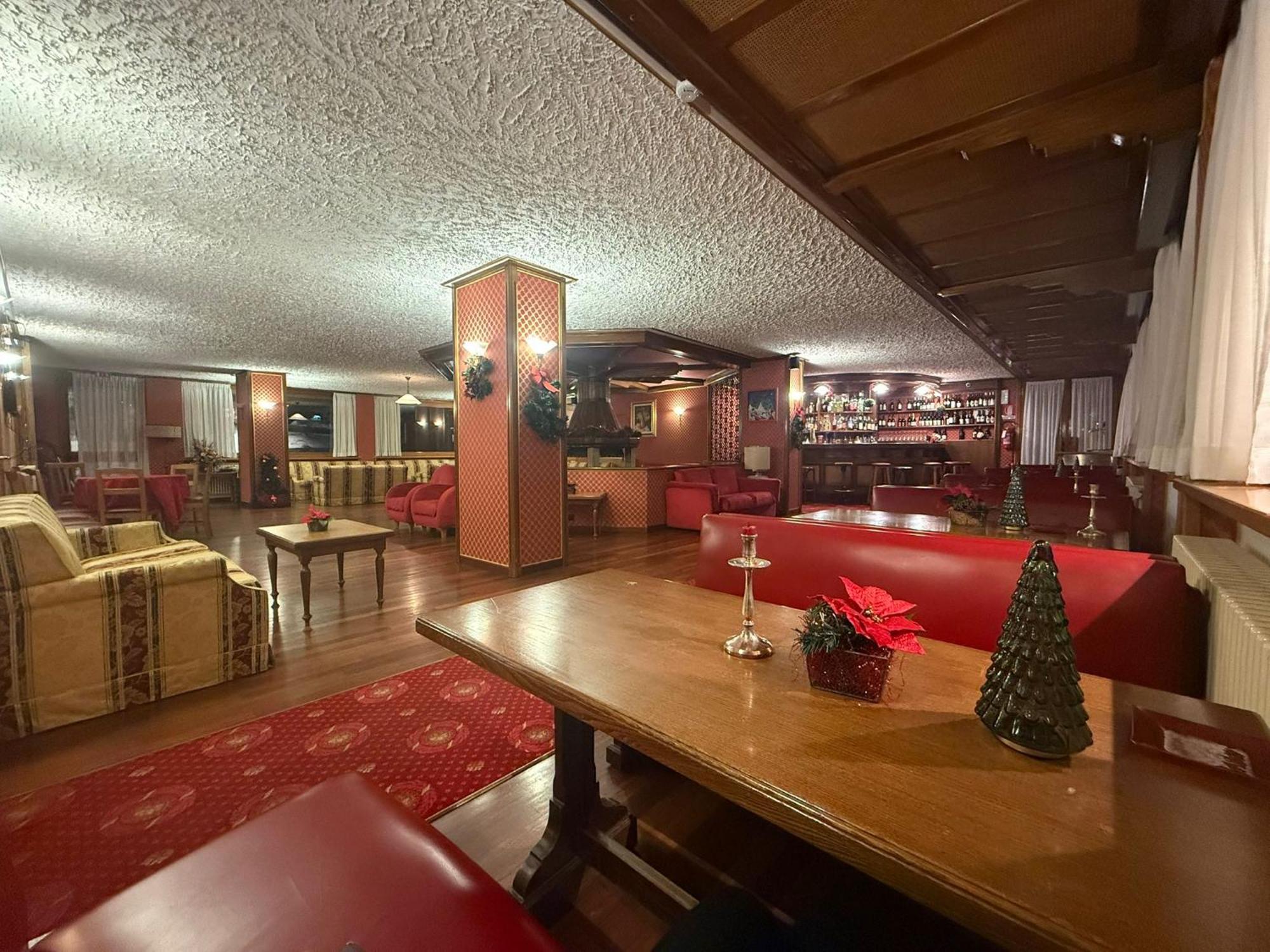 Hotel Breuil Exterior photo